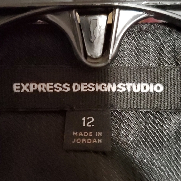 Nothing - Picture 6 of 6